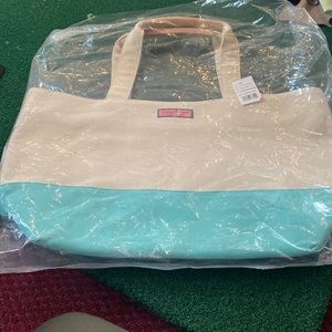 VV Large tote bag $40 each 20WX12L Navy is sold